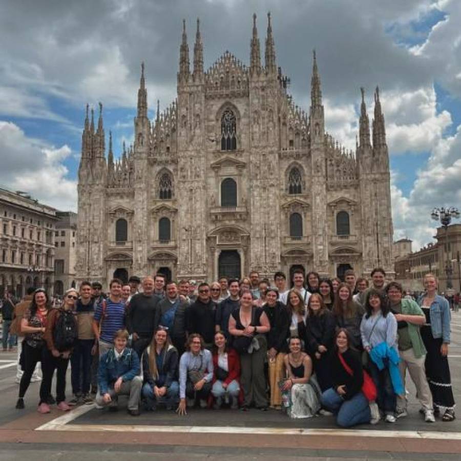 Chamber Choir tours and performs in Italy
