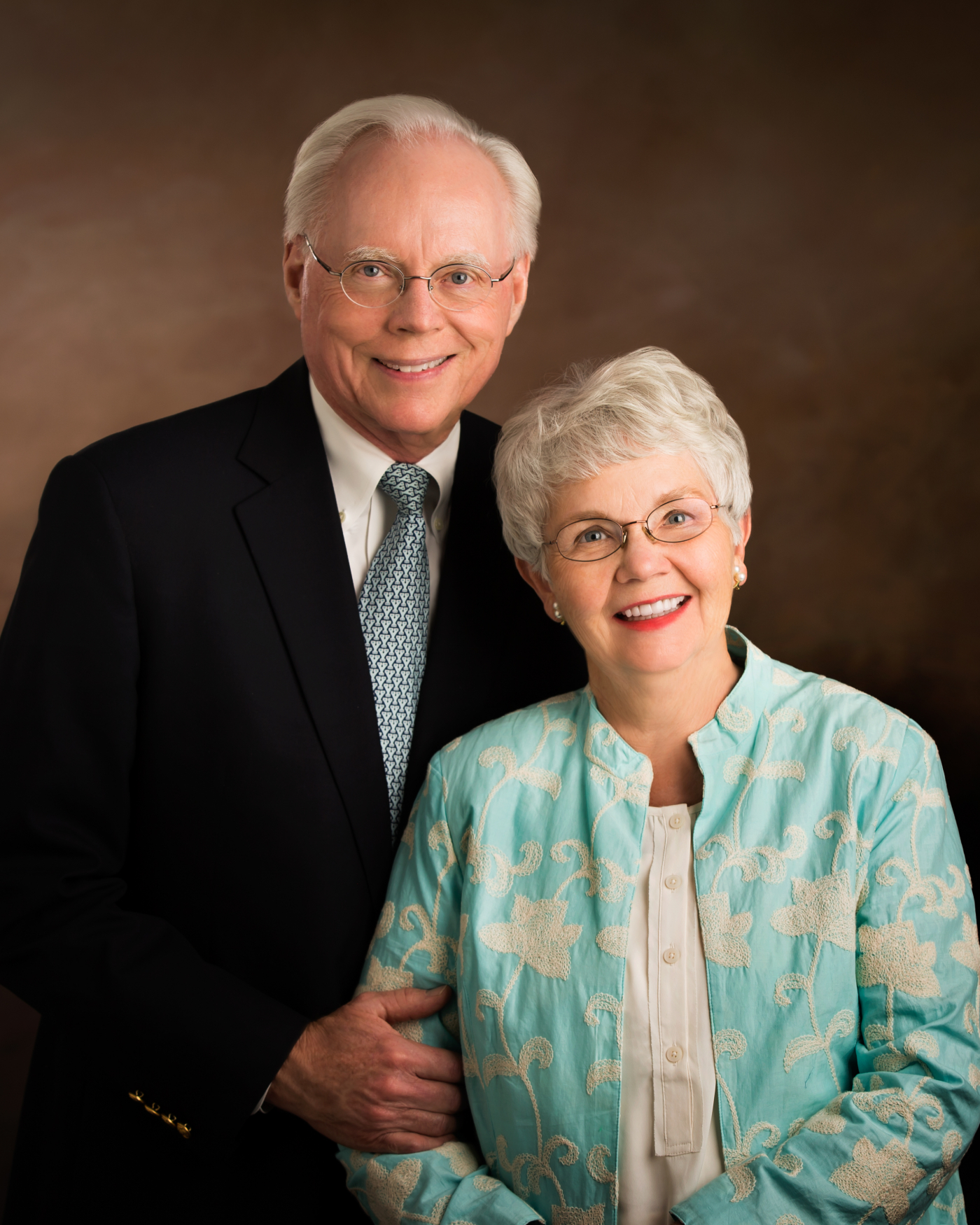 Roger and Colleen Thompson, 2020 Camerata Awardees